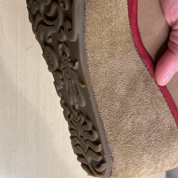 Fly London Suede Platform Wedge Heels Tan with Red Trim - Picture 10 of 11